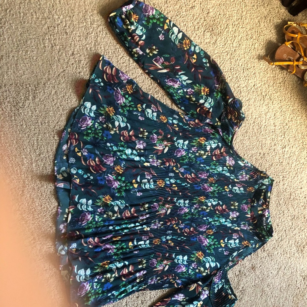 NEW blouse